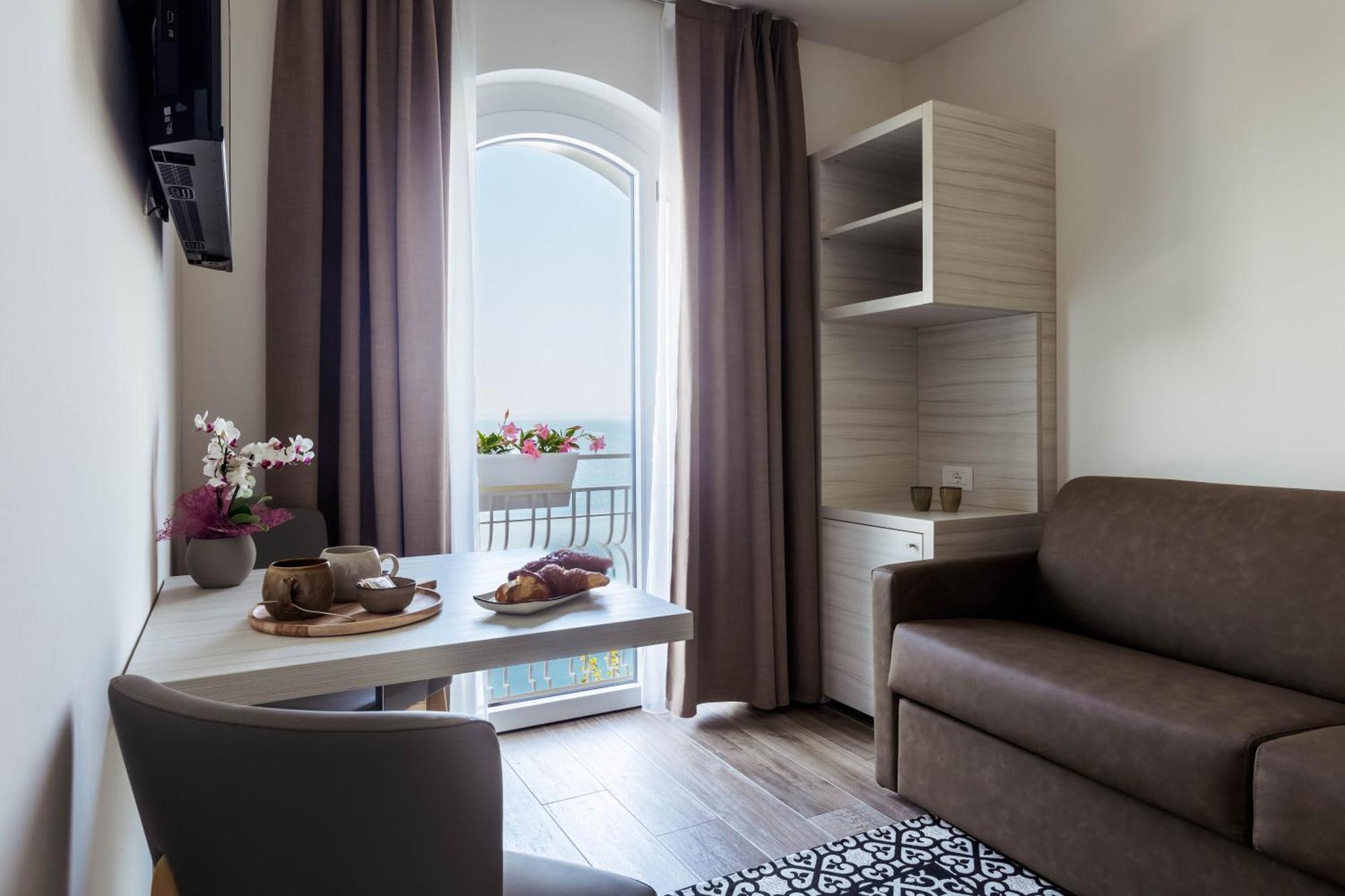 Hotel Giardinetto Γκάρντα Εξωτερικό φωτογραφία