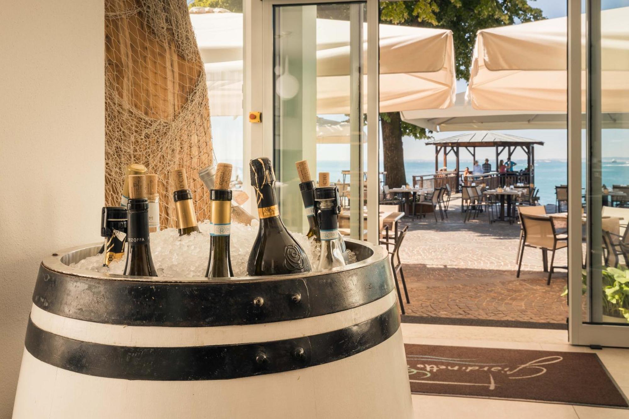 Hotel Giardinetto Γκάρντα Εξωτερικό φωτογραφία